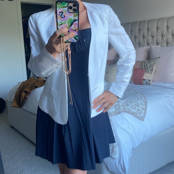 Teenflo White Linen Blazer - Picture 7 of 7